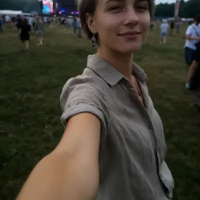 bella, 21