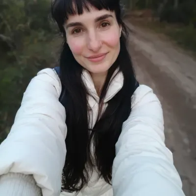 Яна