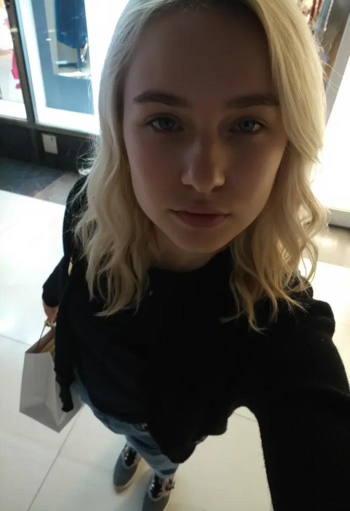 Полина